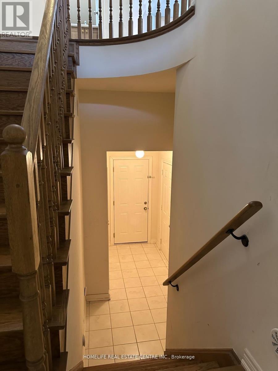 139 Inspire Boulevard, Brampton, ON - Indoor Photo Showing Other Room