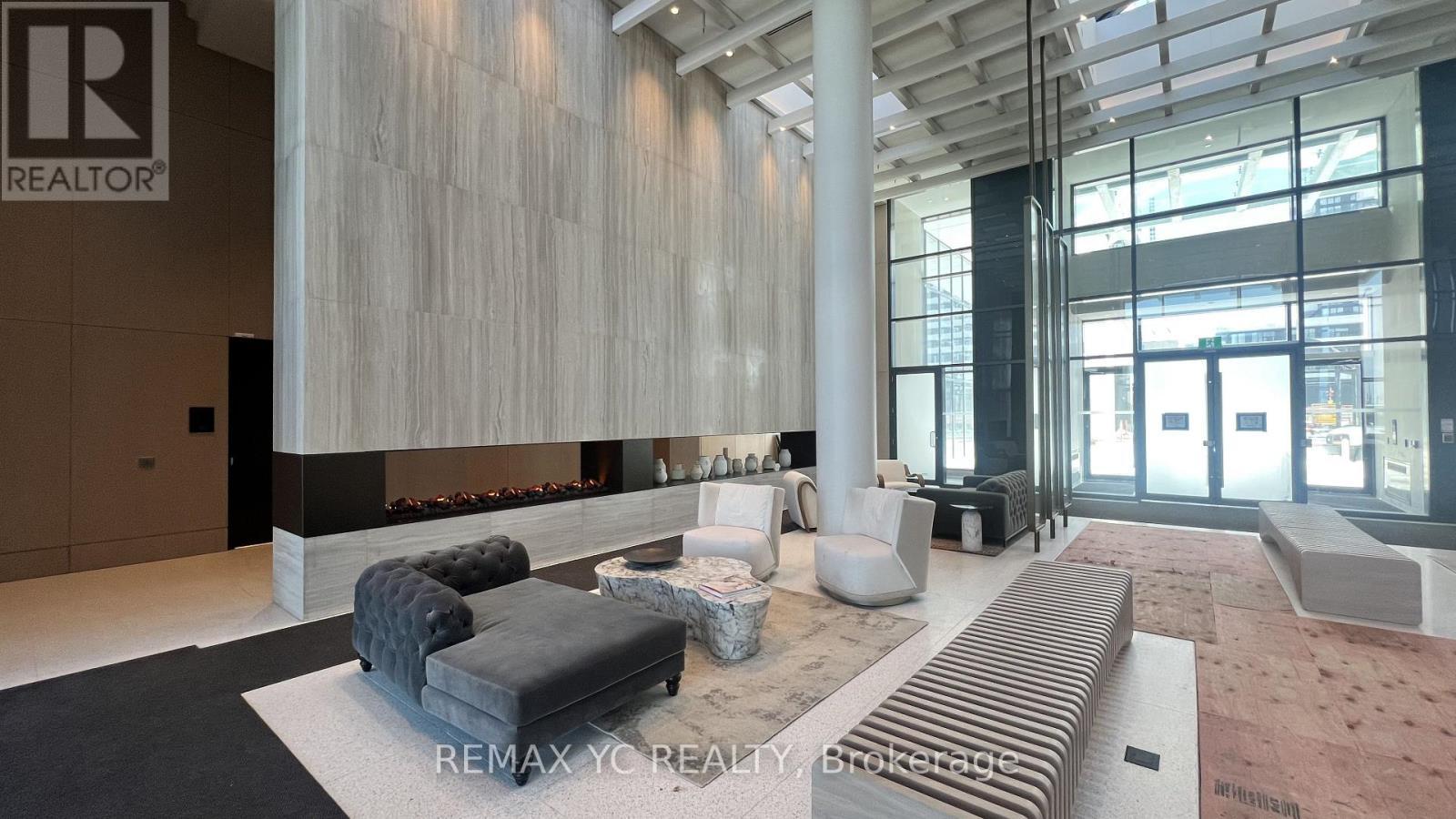 1102 - 225 Commerce Street, Vaughan, ON - Indoor Photo Showing Other Room