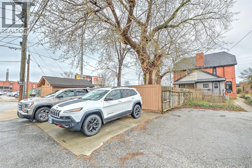 715 Walker Road, Windsor, ON - Outdoor