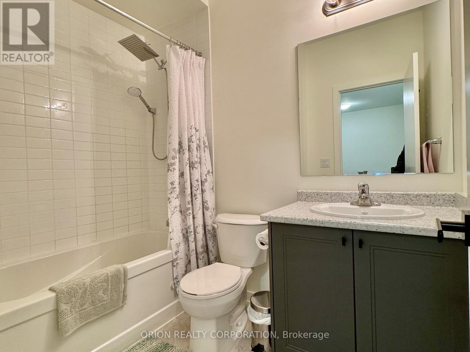 704 - 160 Densmore Road, Cobourg, ON - Indoor Photo Showing Bathroom