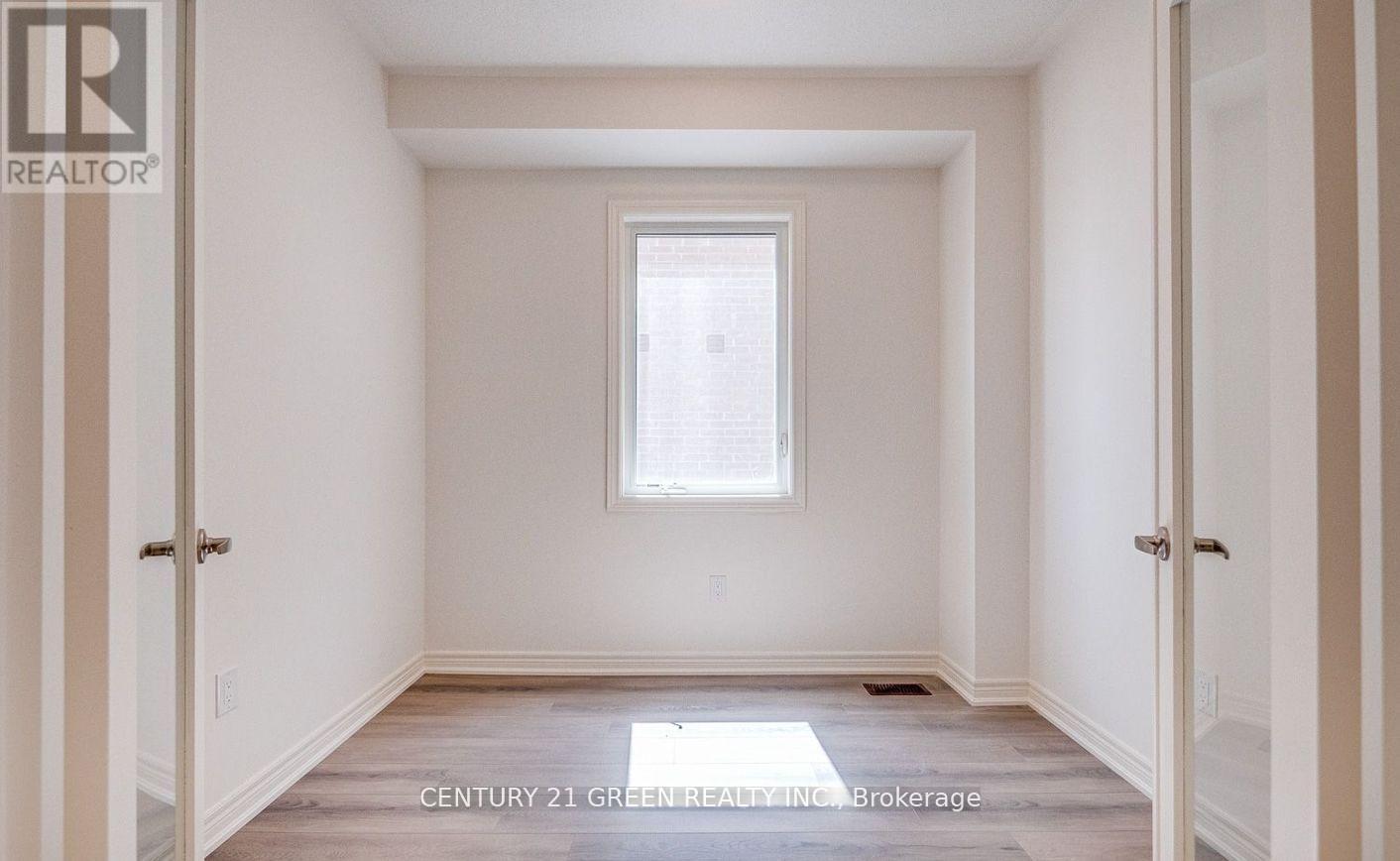 59 Hager Crk Terrace, Hamilton, ON - Indoor Photo Showing Other Room