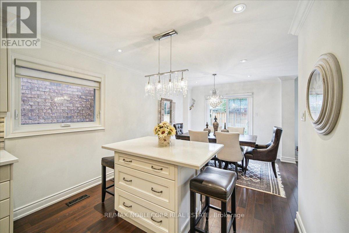 31 Mountfield Crescent, Vaughan, ON - Indoor