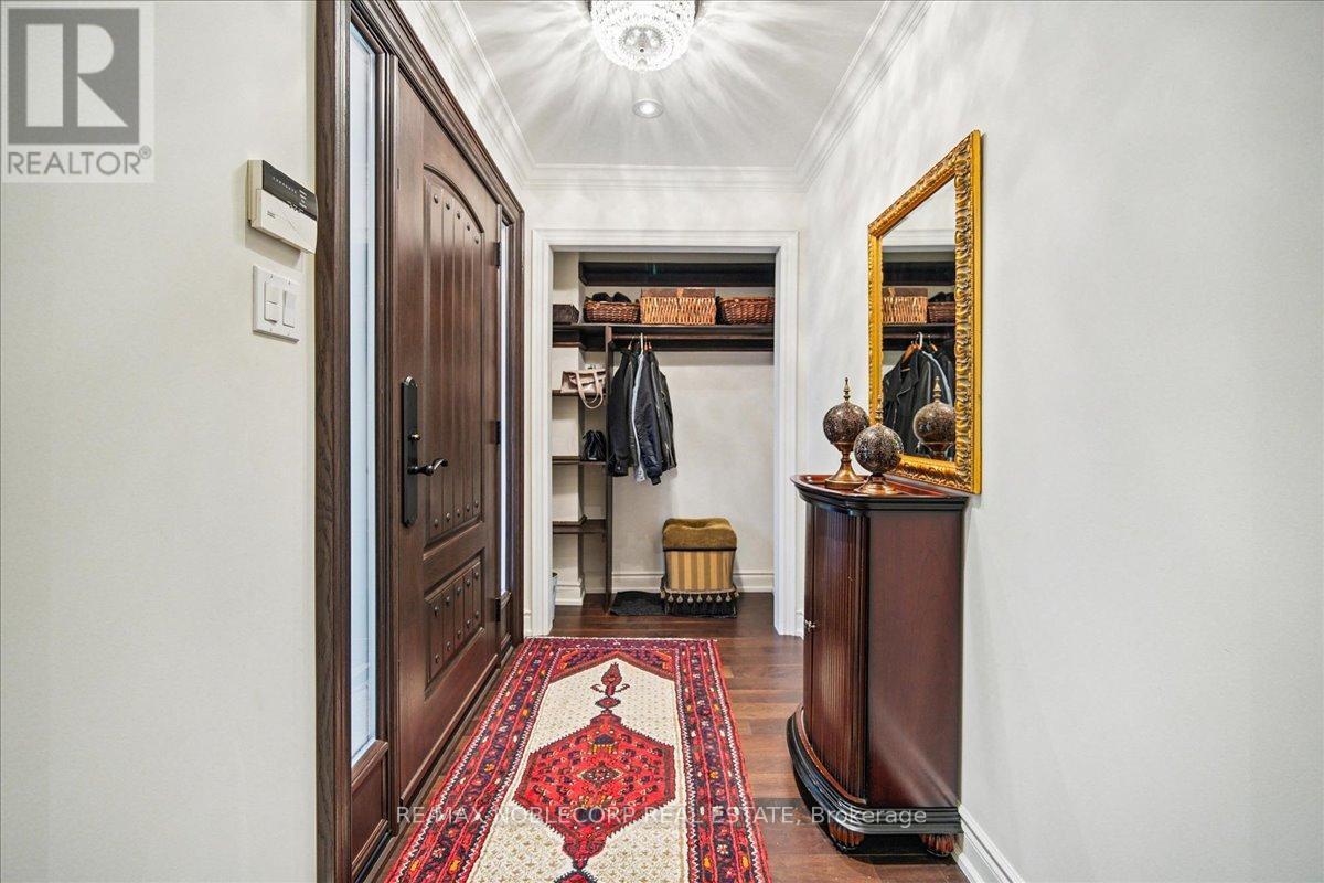 31 Mountfield Crescent, Vaughan, ON - Indoor Photo Showing Other Room