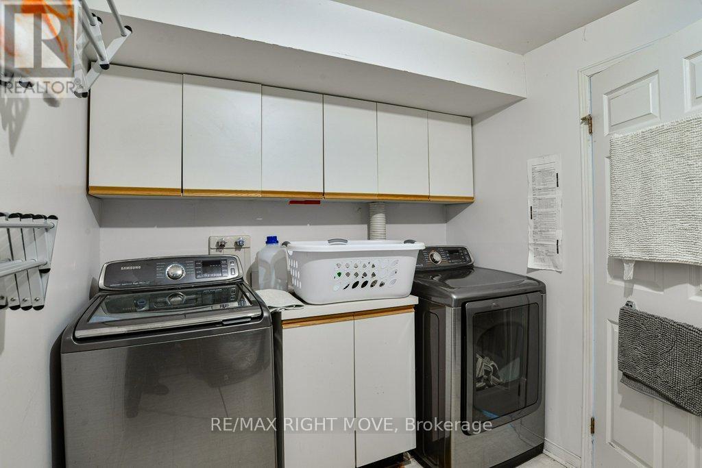 6 Lindsay Crescent, Orillia, ON - Indoor Photo Showing Laundry Room