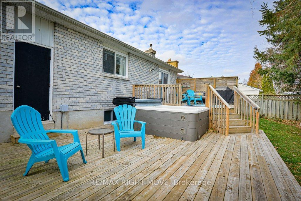 6 Lindsay Crescent, Orillia, ON - Outdoor With Deck Patio Veranda With Exterior