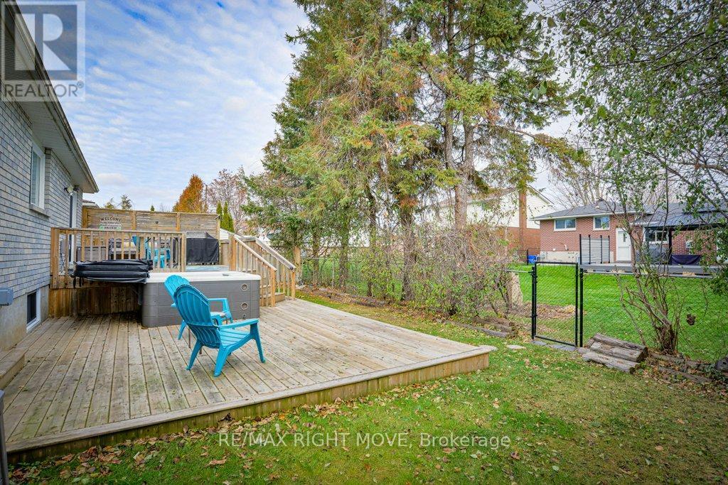 6 Lindsay Crescent, Orillia, ON - Outdoor With Deck Patio Veranda With Exterior