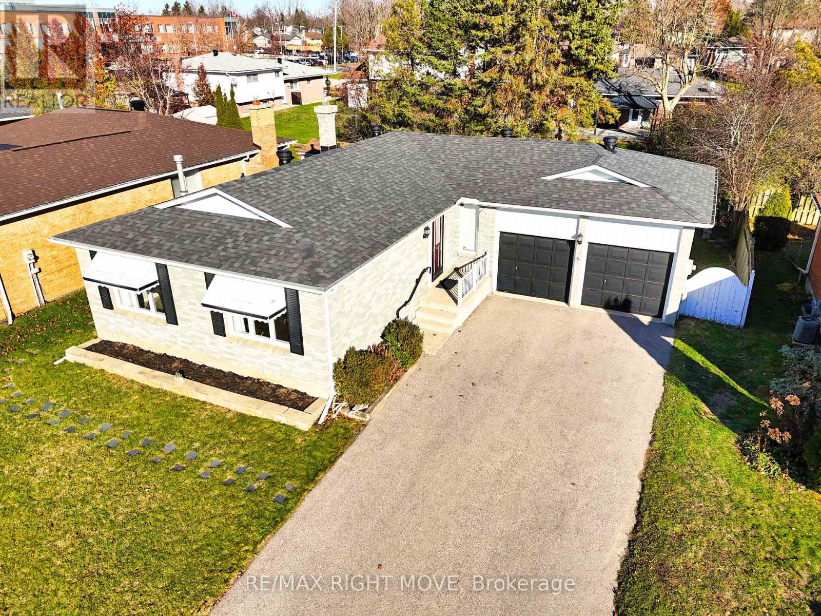 6 Lindsay Crescent, Orillia, ON - Outdoor