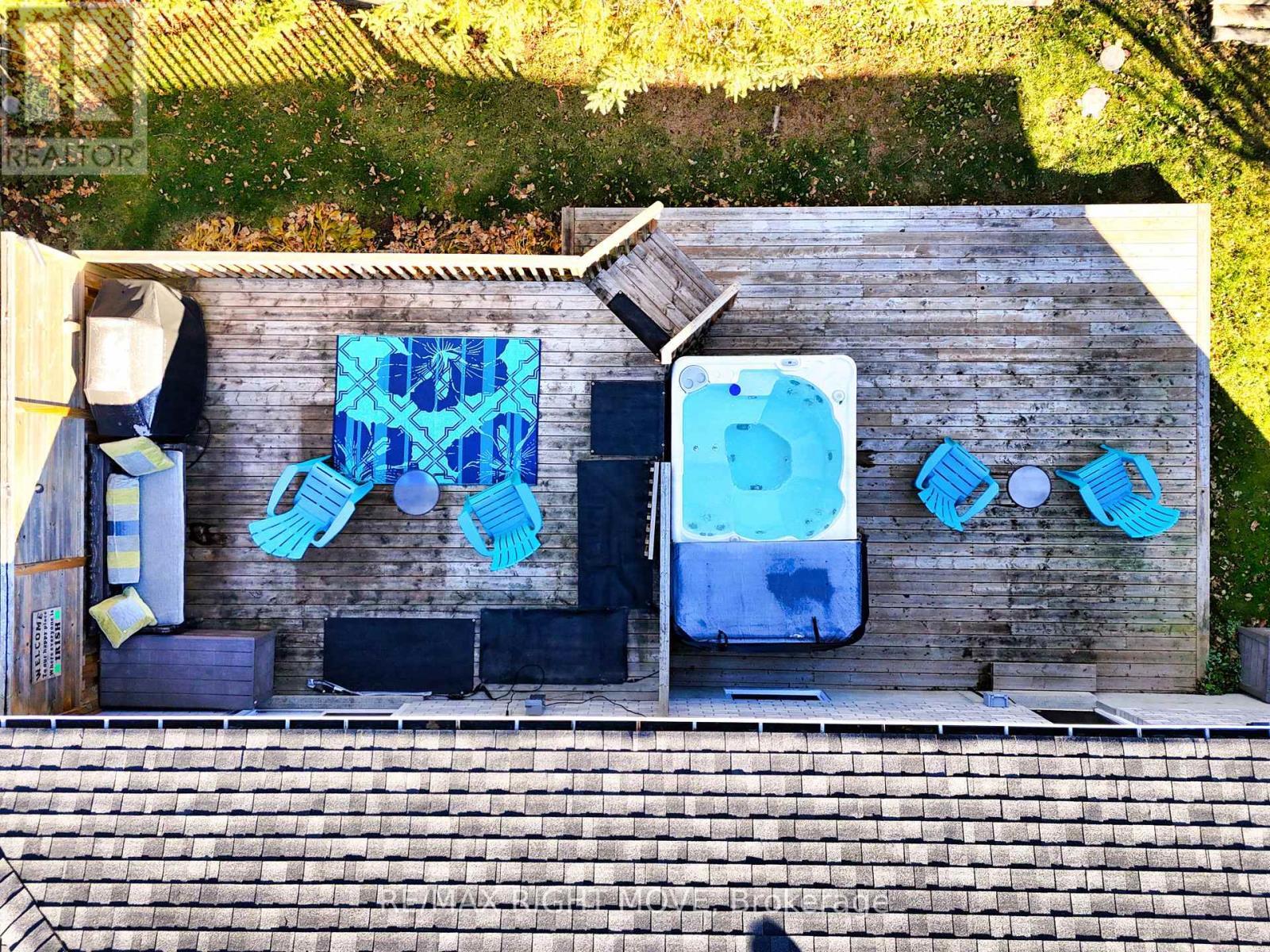 6 Lindsay Crescent, Orillia, ON - Outdoor