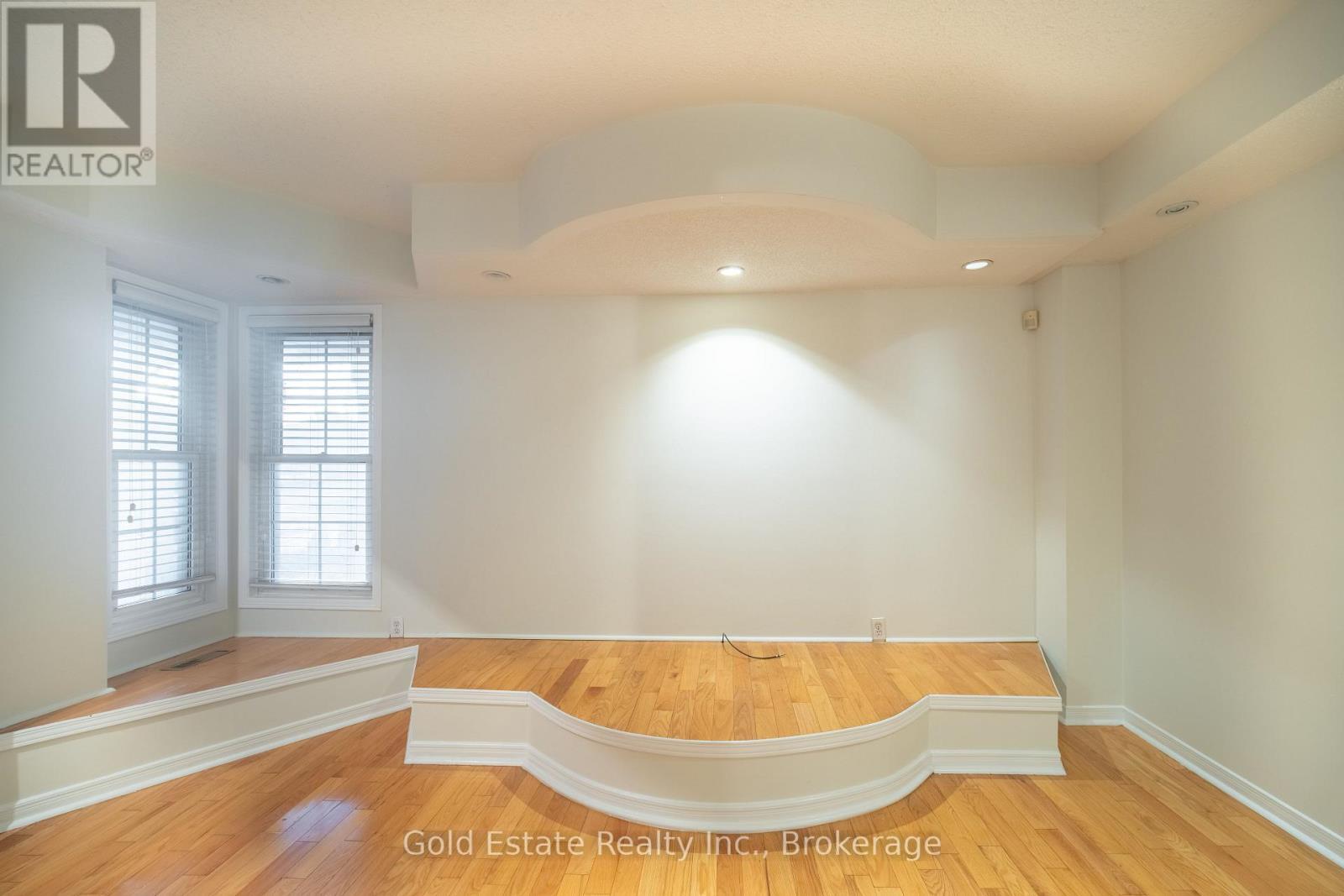 3850 Cedar Hedge Rise, Mississauga, ON - Indoor Photo Showing Other Room