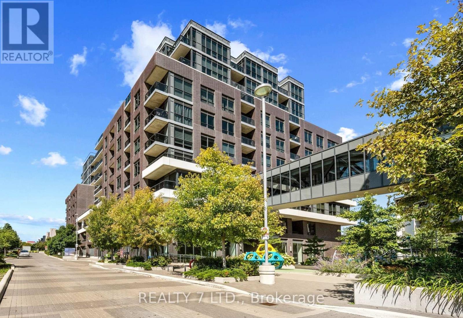1033 - 26 Gibbs Road, Toronto, ON - Outdoor