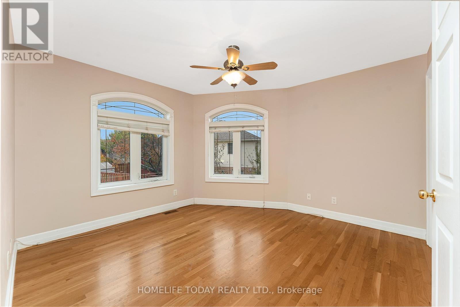 9617 Manitou Crescent, Windsor, ON - Indoor Photo Showing Other Room