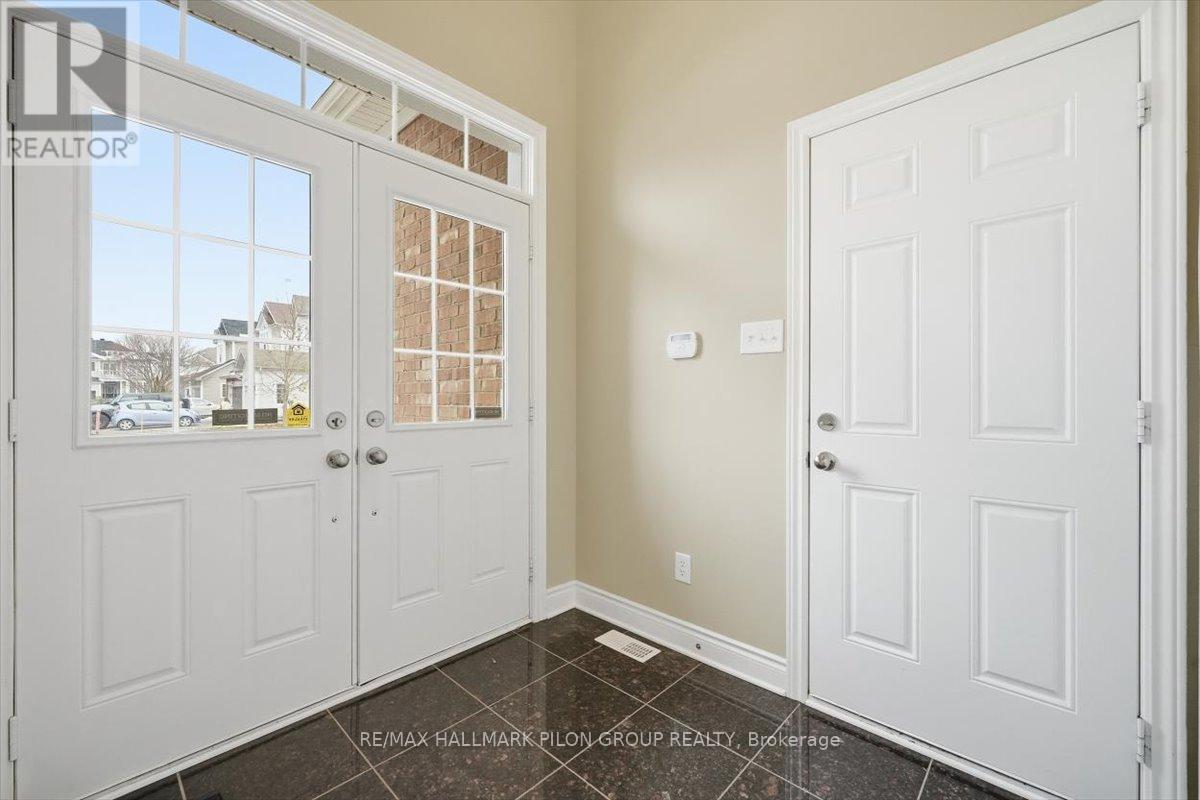 188 Whispering Winds Way, Ottawa, ON - Indoor Photo Showing Other Room
