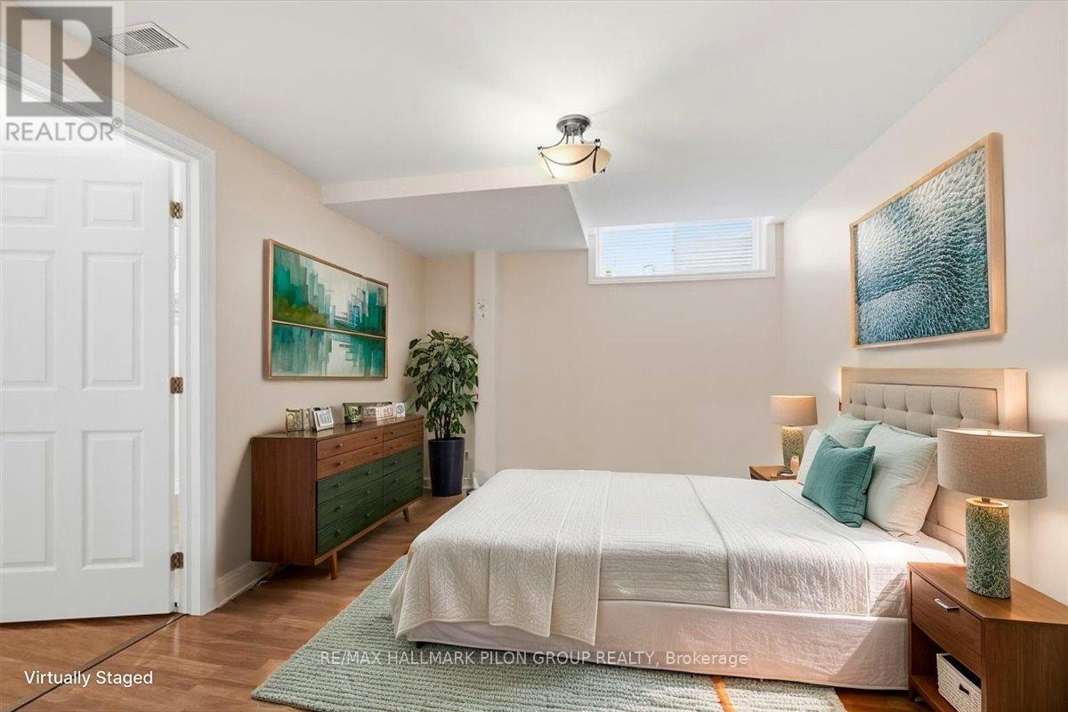 188 Whispering Winds Way, Ottawa, ON - Indoor Photo Showing Bedroom