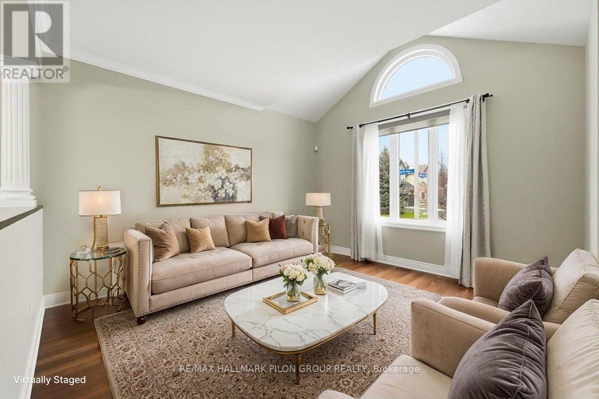 188 Whispering Winds Way, Ottawa, ON - Indoor Photo Showing Living Room