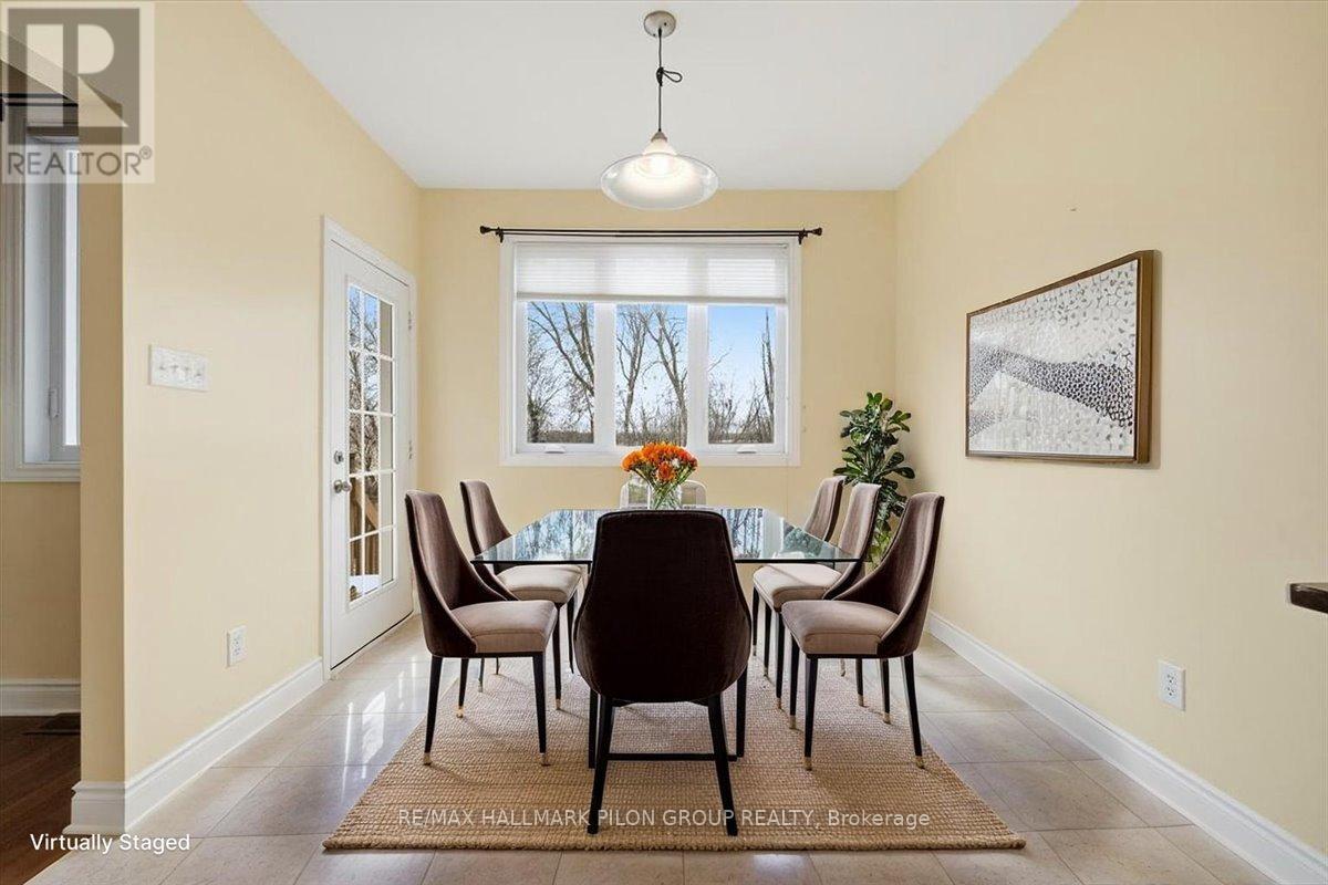 188 Whispering Winds Way, Ottawa, ON - Indoor Photo Showing Dining Room