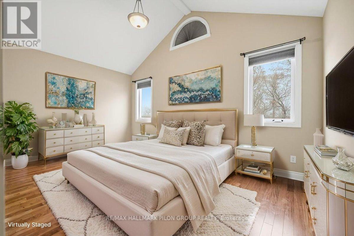 188 Whispering Winds Way, Ottawa, ON - Indoor Photo Showing Bedroom