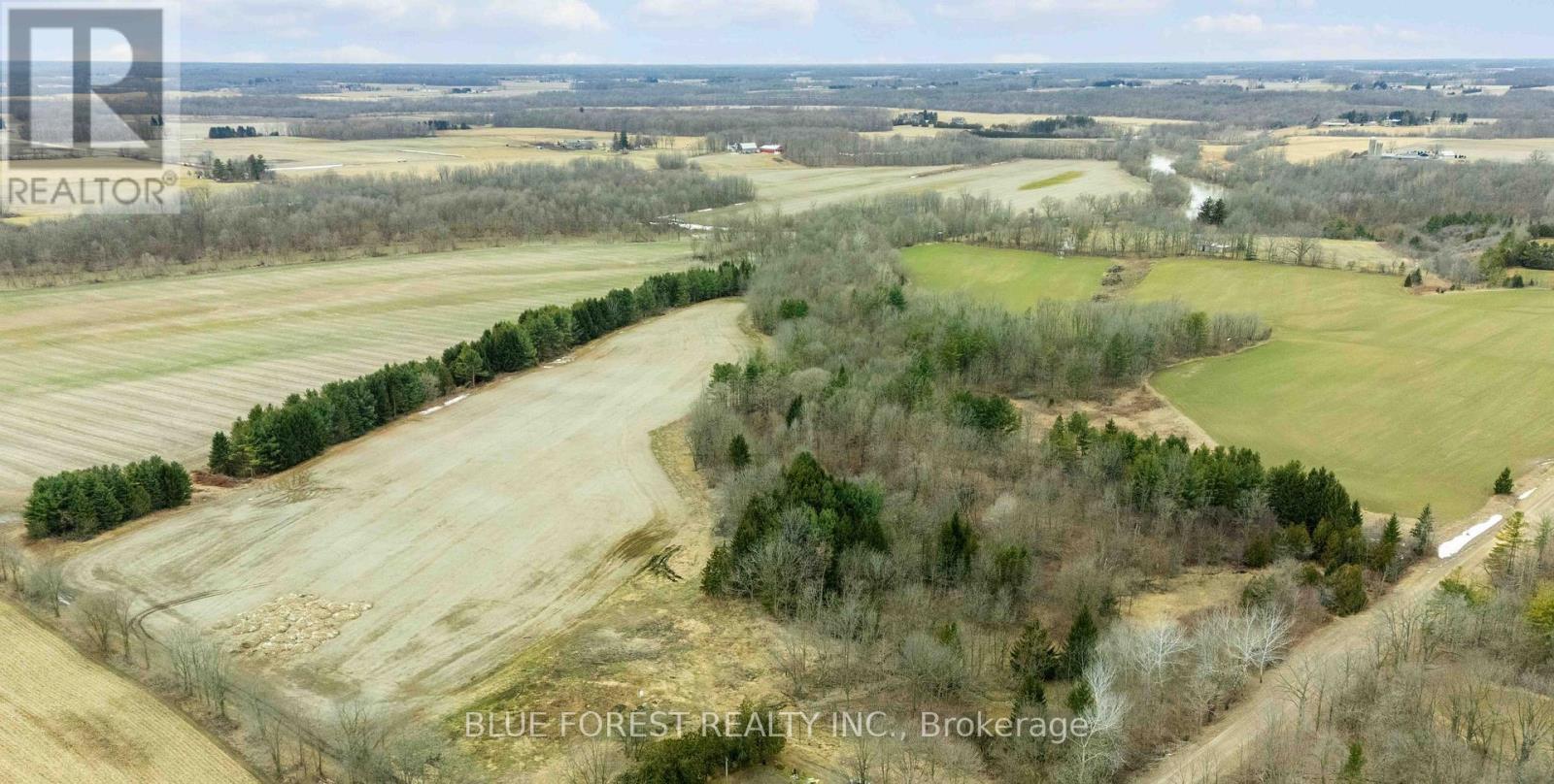 21189 Dundonald Road, Southwest Middlesex, ON