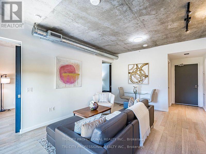 304 - 170 Bayview Avenue, Toronto, ON - Indoor