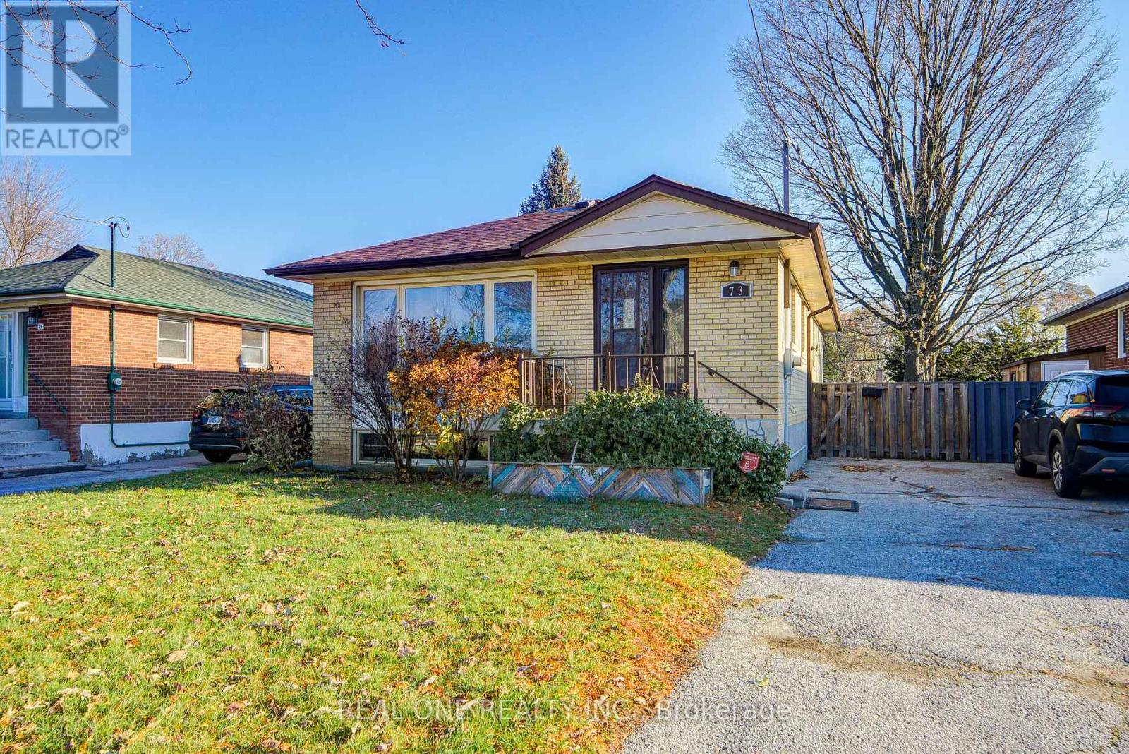 73 Farmbrook Road, Toronto, ON - Outdoor