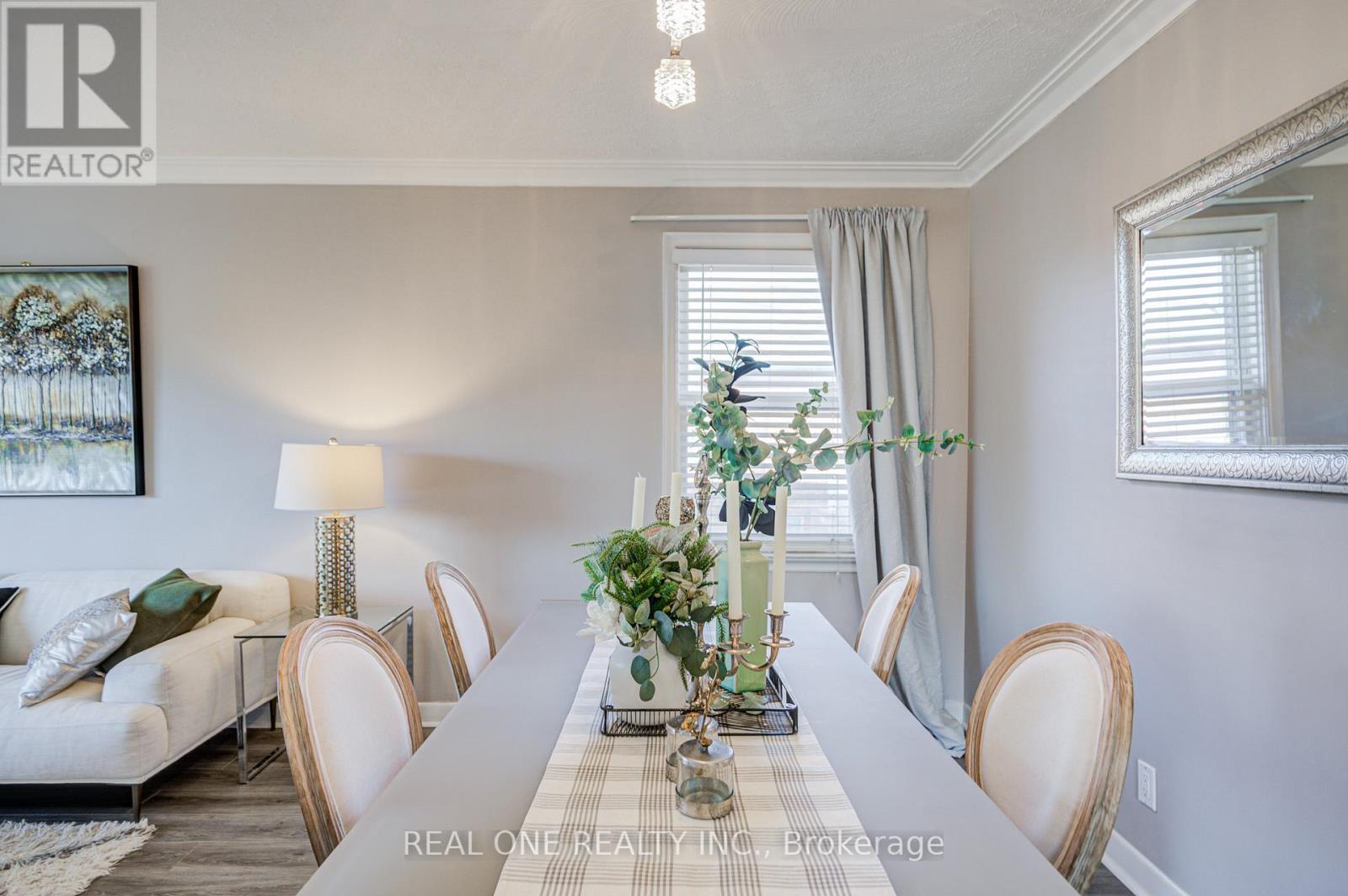 73 Farmbrook Road, Toronto, ON - Indoor Photo Showing Dining Room
