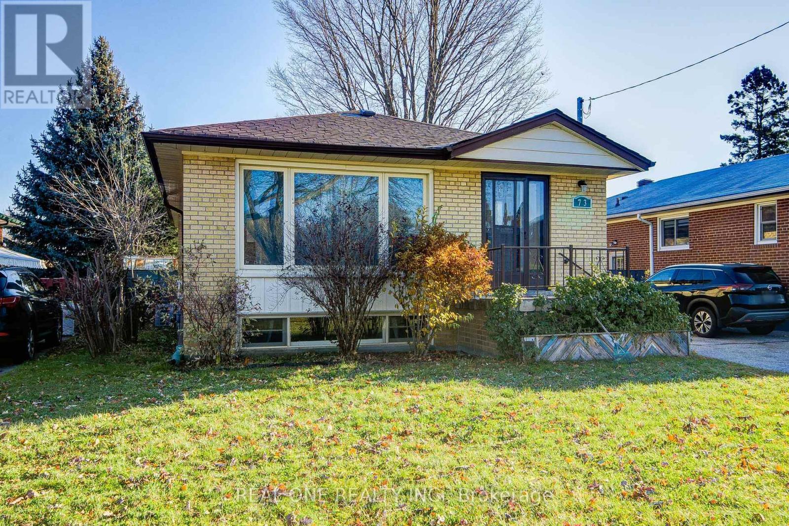 73 Farmbrook Road, Toronto, ON - Outdoor