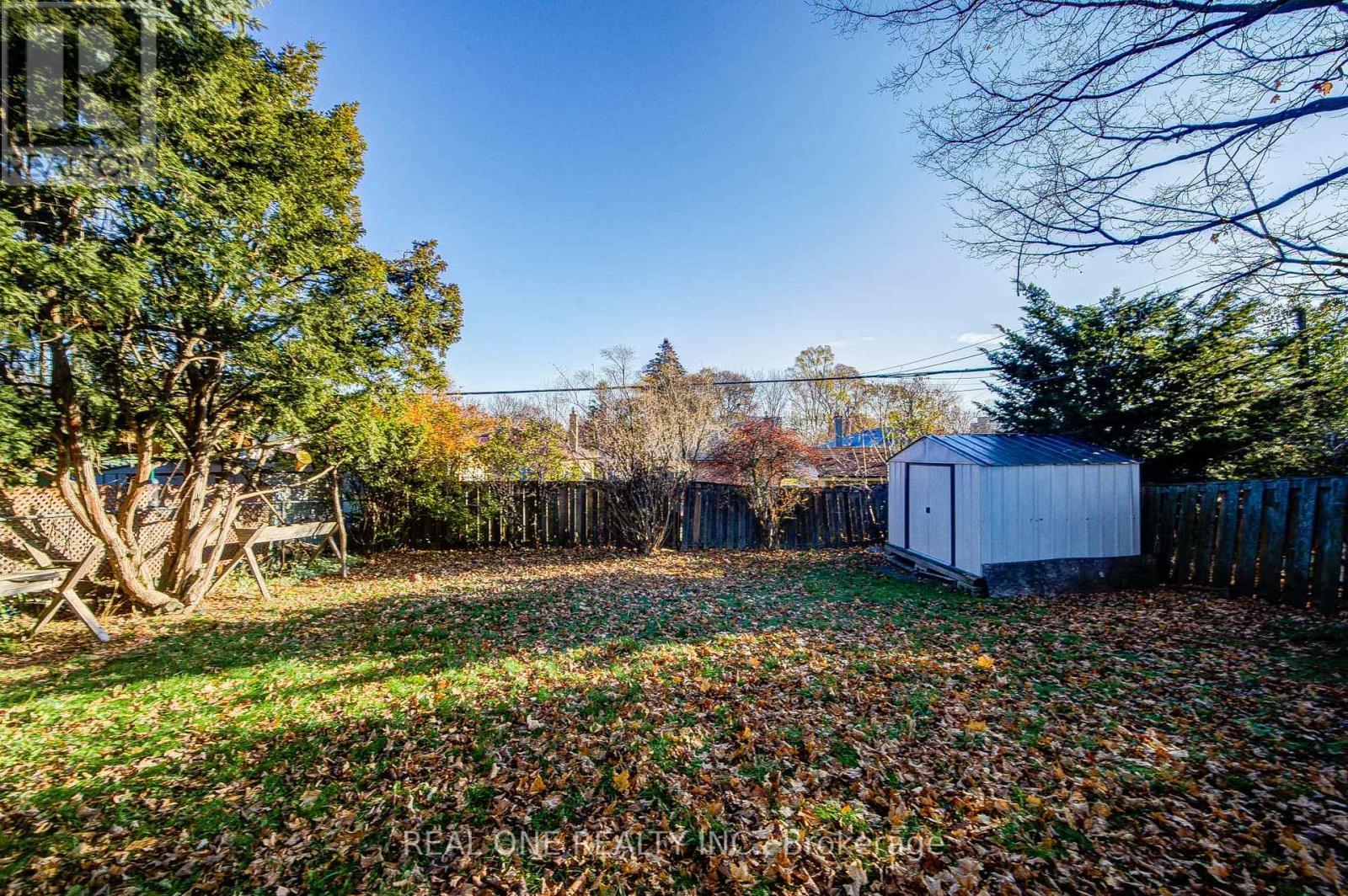 73 Farmbrook Road, Toronto, ON - Outdoor