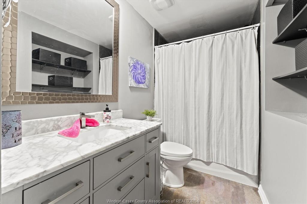 10035 Aspen Lane, Windsor, ON