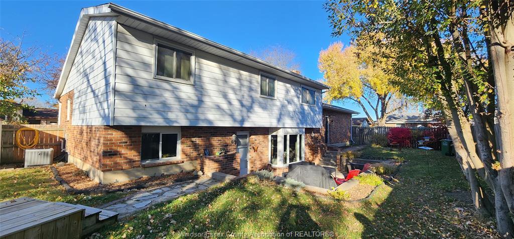 10035 Aspen Lane, Windsor, ON
