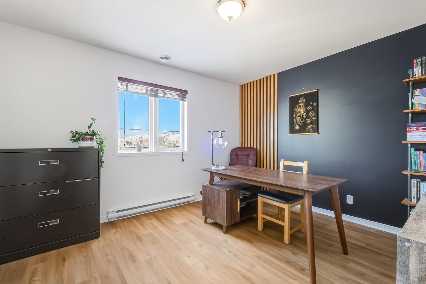 Chambre à coucher - 513 Rue Des Érables, Waterloo, QC - Indoor