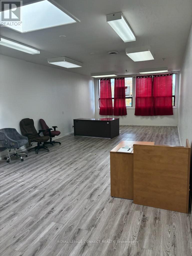 4 - 68 Harwood Avenue S, Ajax, ON