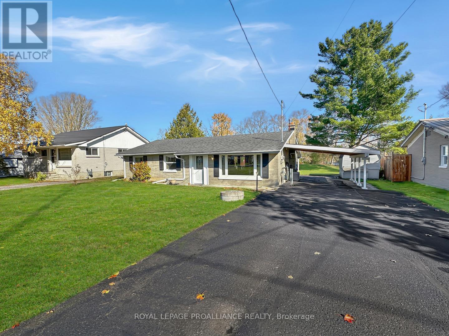 40 Ashley Street, Belleville (Thurlow Ward), ON - Outdoor