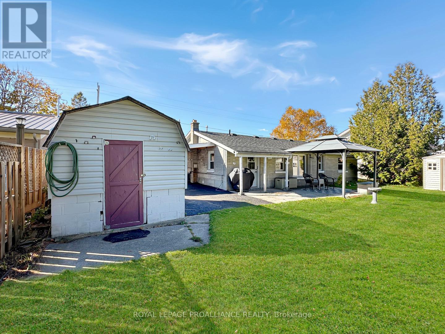 40 Ashley Street, Belleville (Thurlow Ward), ON - Outdoor