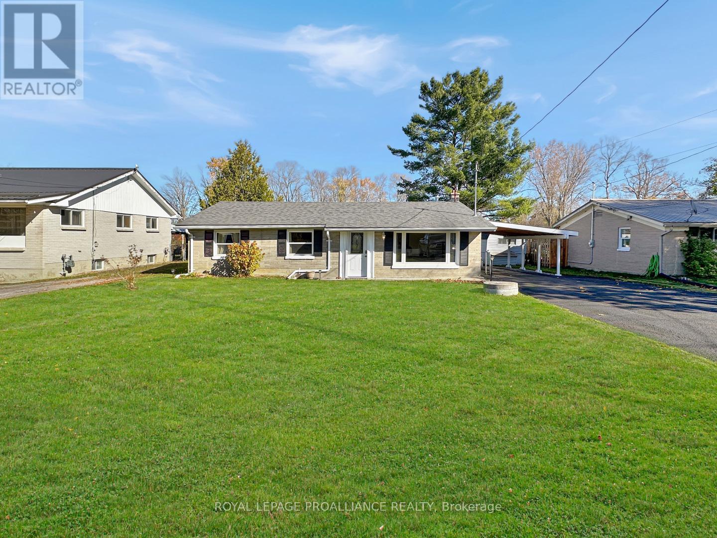 40 Ashley Street, Belleville (Thurlow Ward), ON - Outdoor