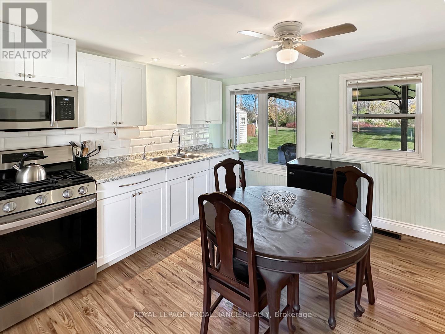 40 Ashley Street, Belleville (Thurlow Ward), ON - Indoor