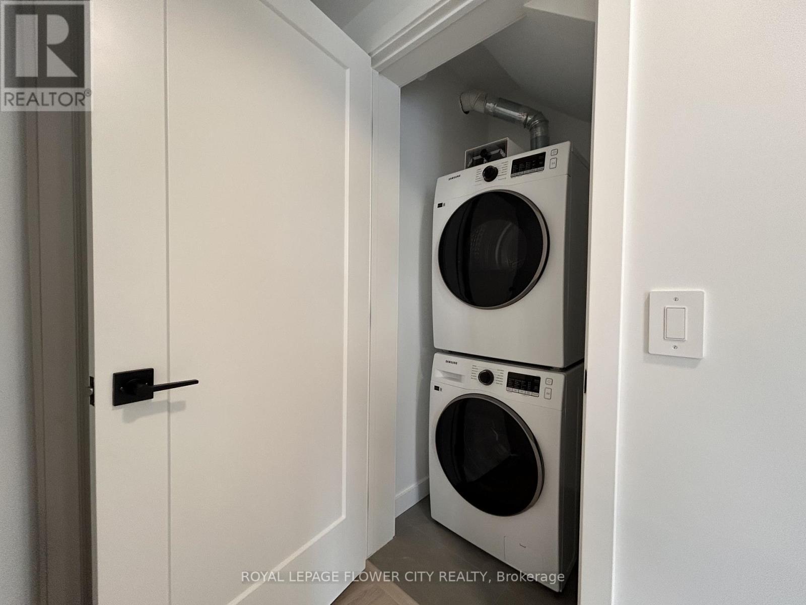 49 - 31 Mill Street, Kitchener, ON - Indoor Photo Showing Laundry Room