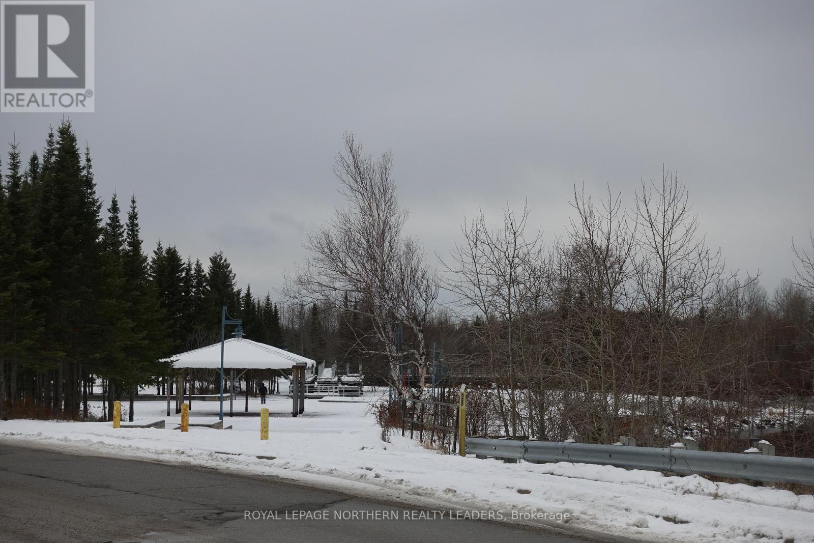 445 Algonquin Boulevard W, Timmins (Ts - Sw), ON