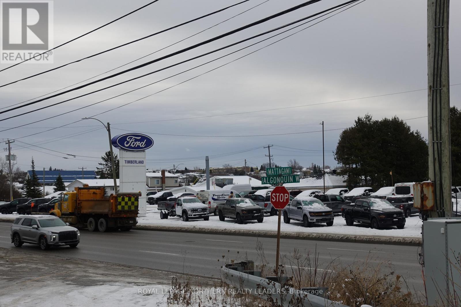 445 Algonquin Boulevard W, Timmins (Ts - Sw), ON