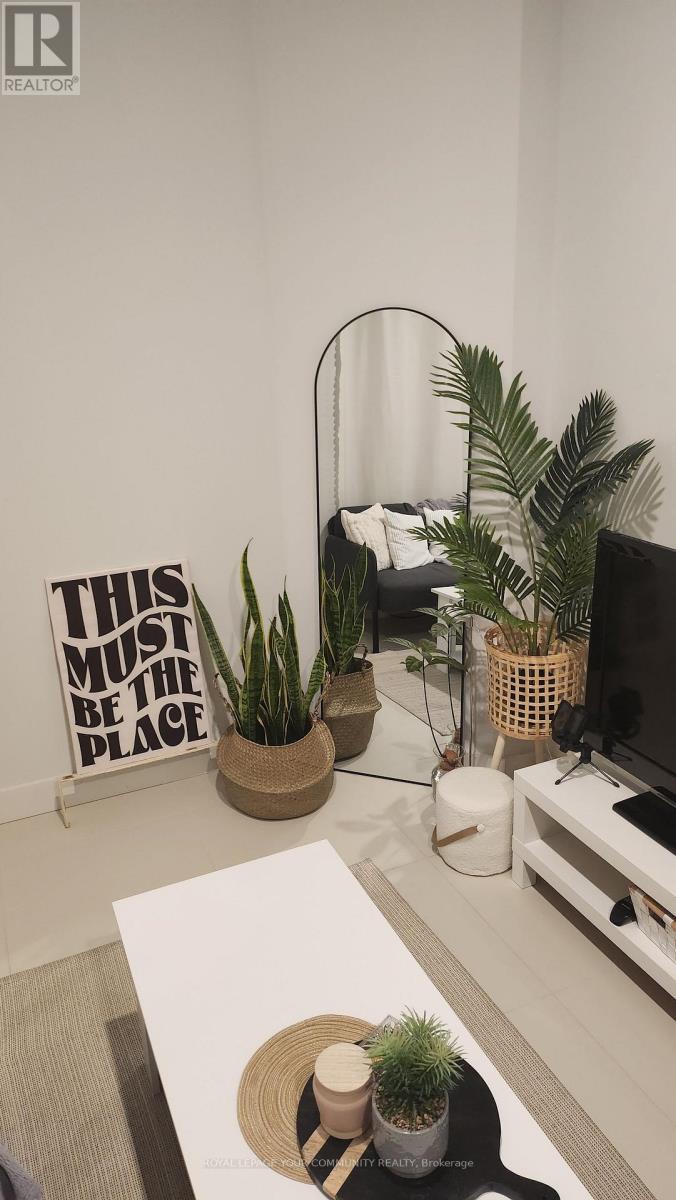 B1 - 352 Main Street N Street, Markham, ON - Indoor