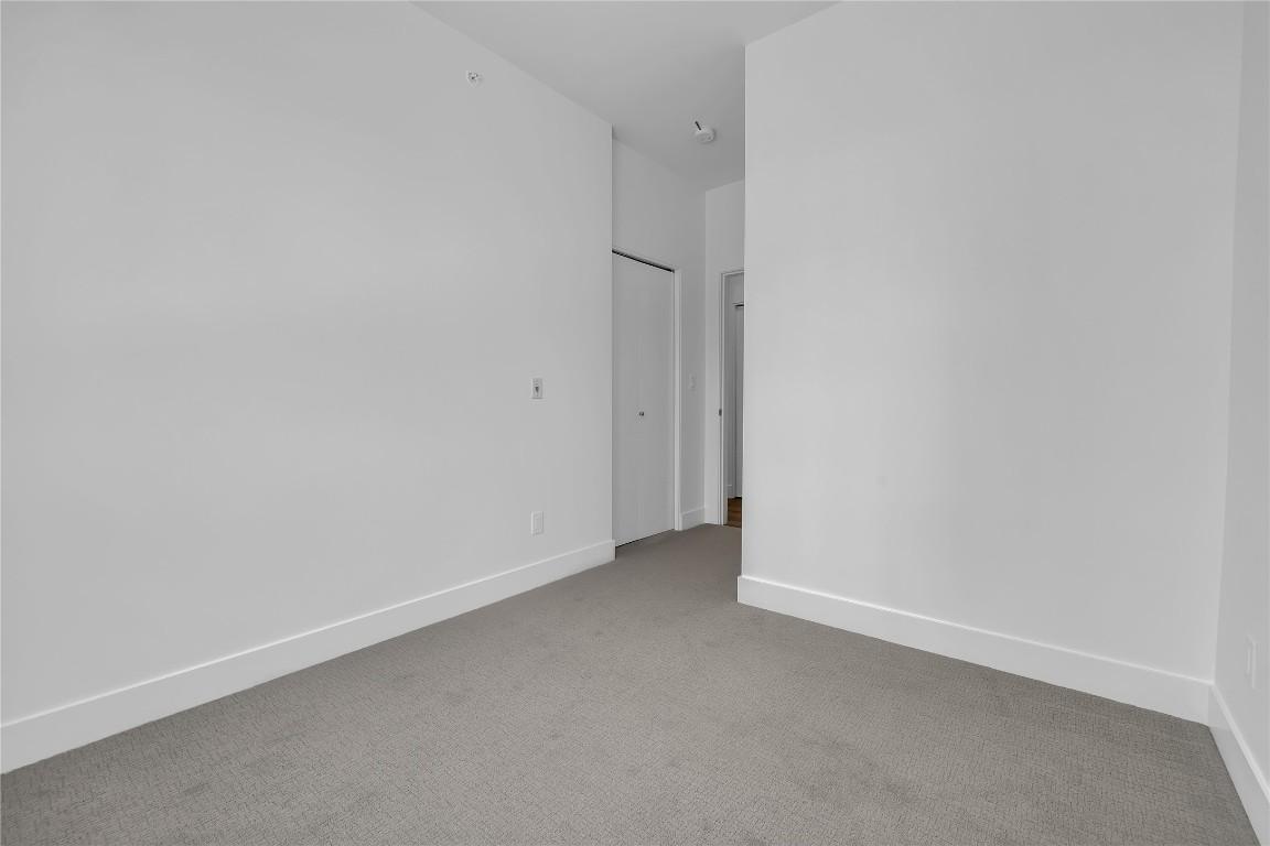 102C-3642 Mission Springs Drive, Kelowna, BC - Indoor Photo Showing Other Room