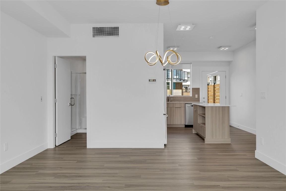 103C-3642 Mission Springs Drive, Kelowna, BC - Indoor