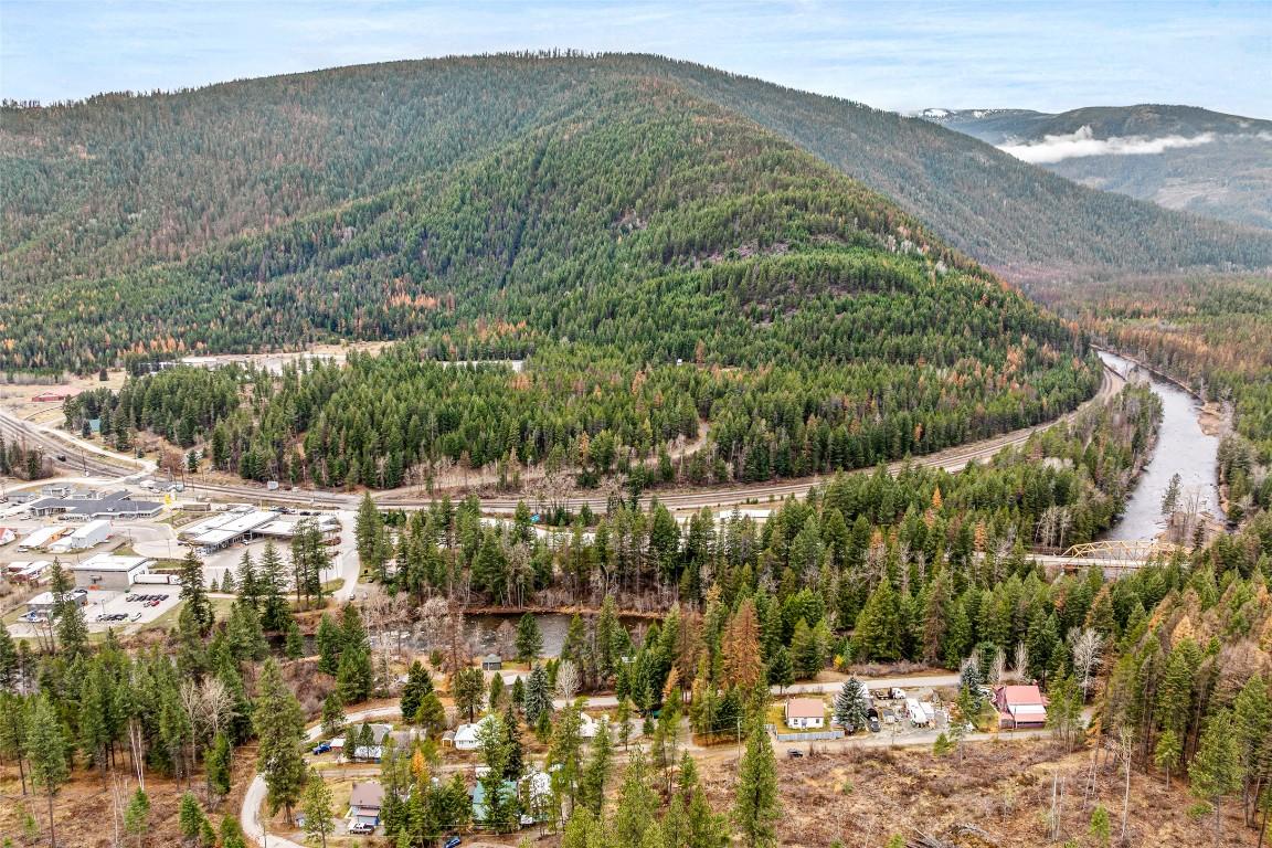 6927 Customs Road, Kingsgate, BC - Outdoor With View