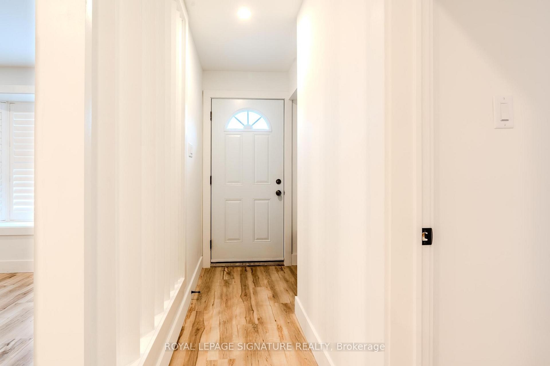 Main-41 Windsor Drive, Ajax, ON - Indoor Photo Showing Other Room