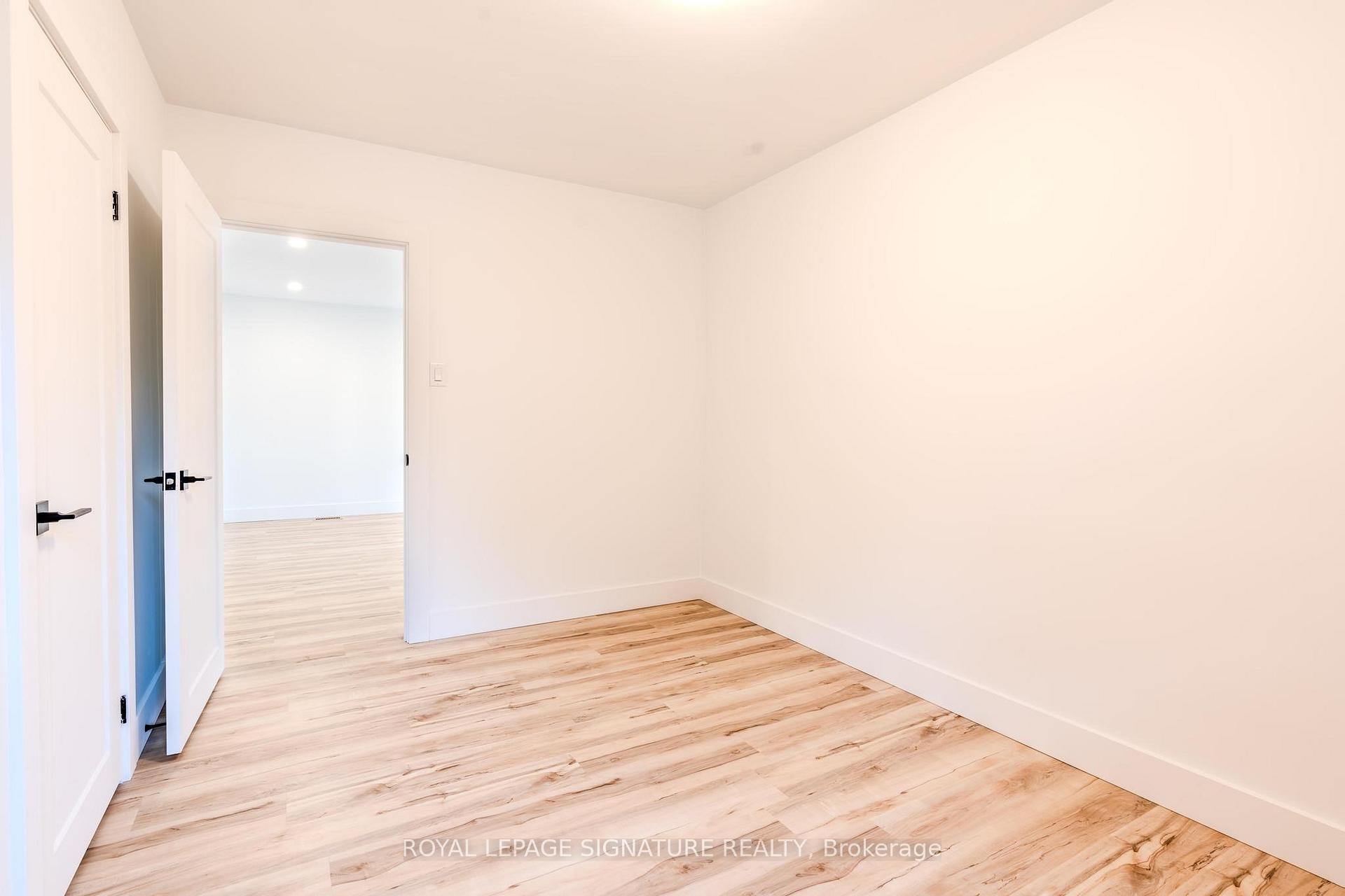 Main-41 Windsor Drive, Ajax, ON - Indoor Photo Showing Other Room