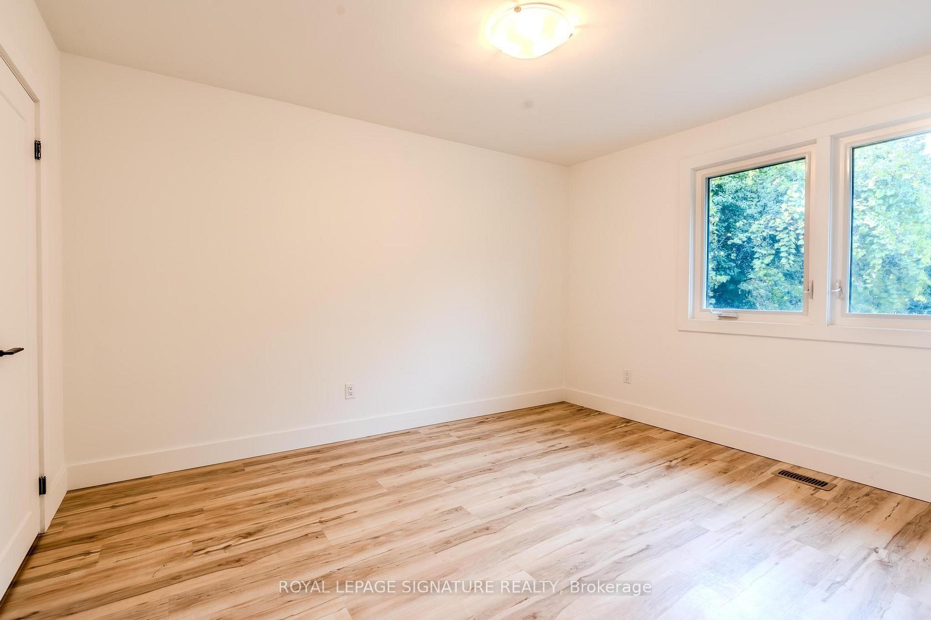 Main-41 Windsor Drive, Ajax, ON - Indoor Photo Showing Other Room