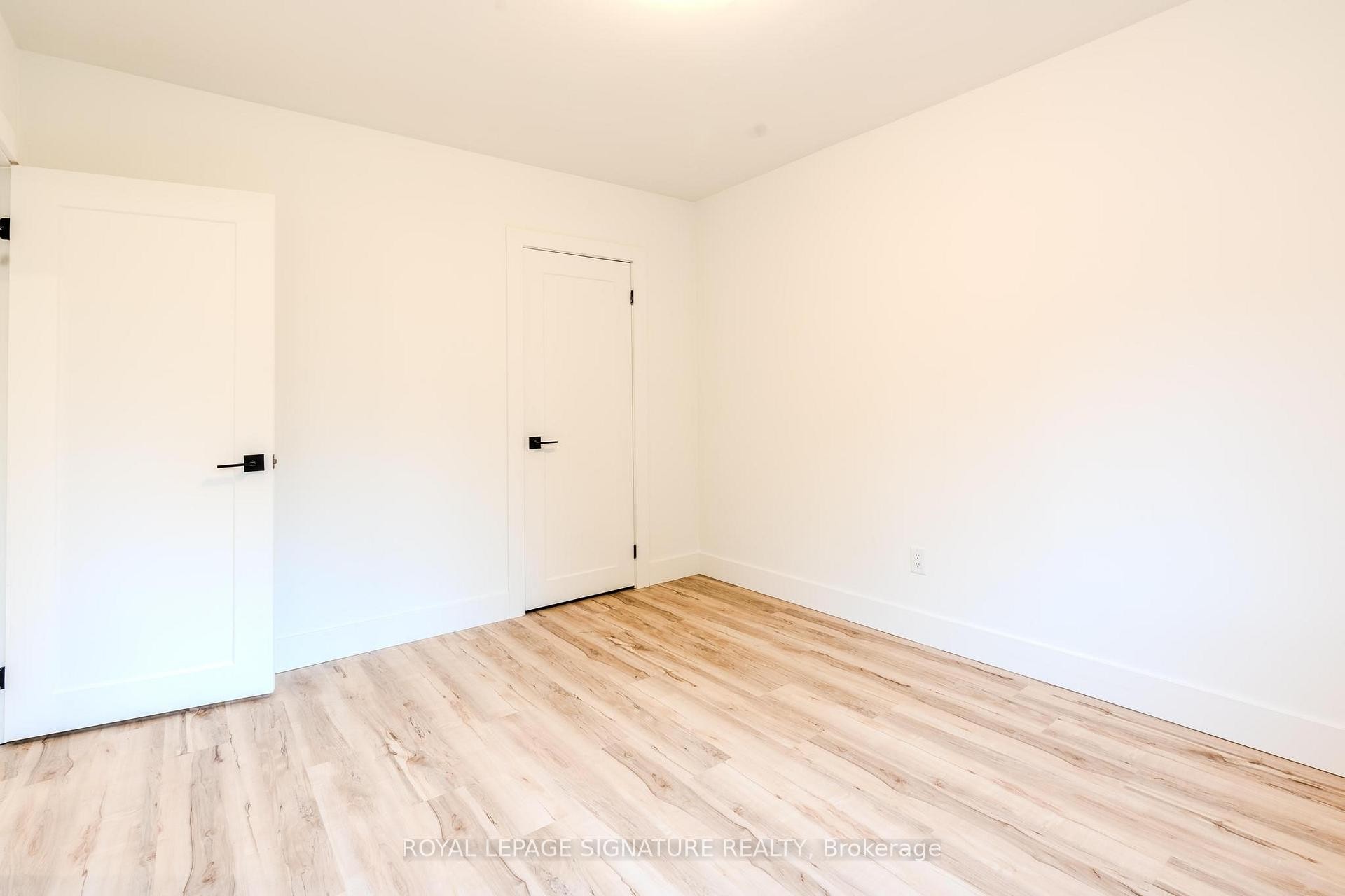 Main-41 Windsor Drive, Ajax, ON - Indoor Photo Showing Other Room