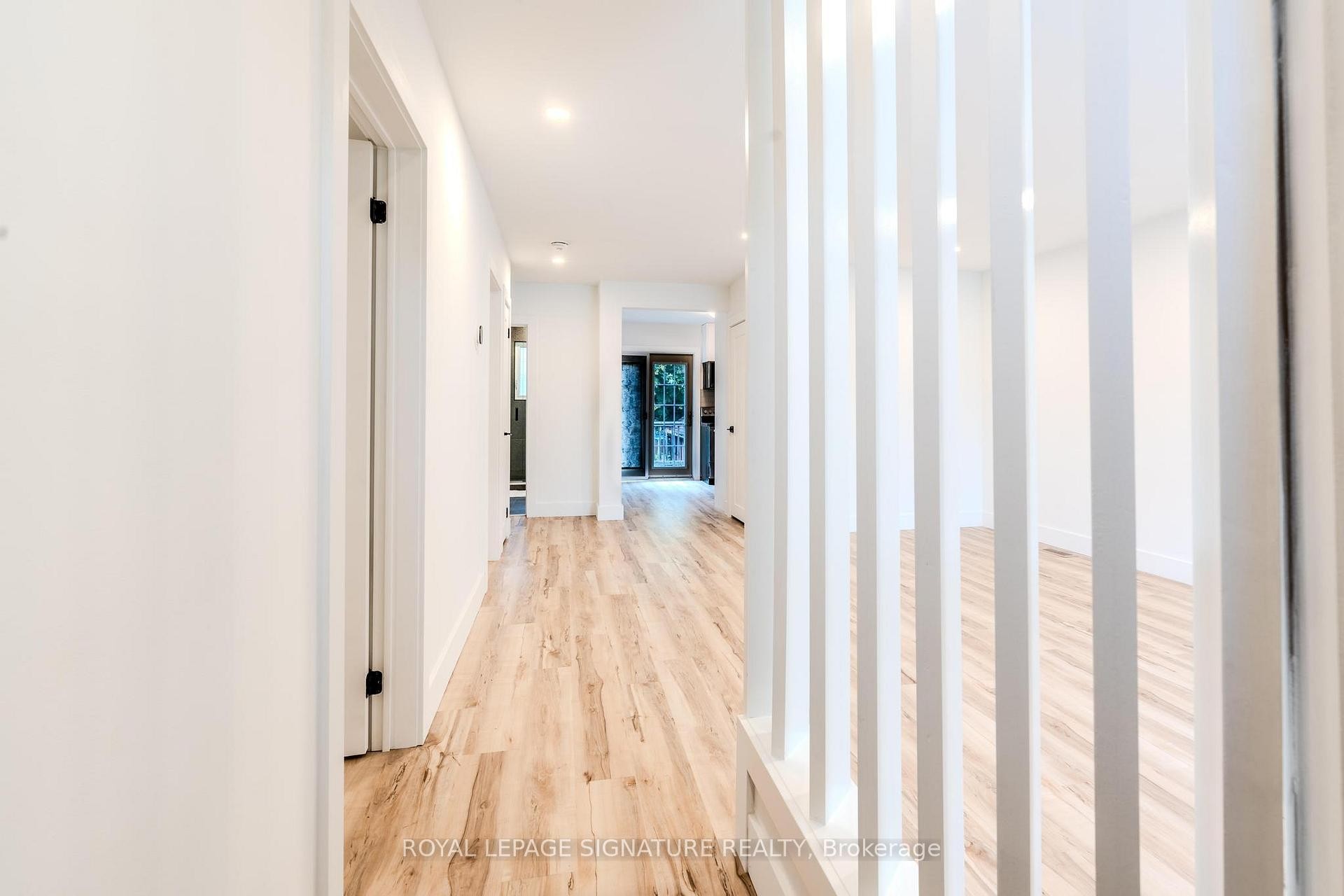 Main-41 Windsor Drive, Ajax, ON - Indoor Photo Showing Other Room