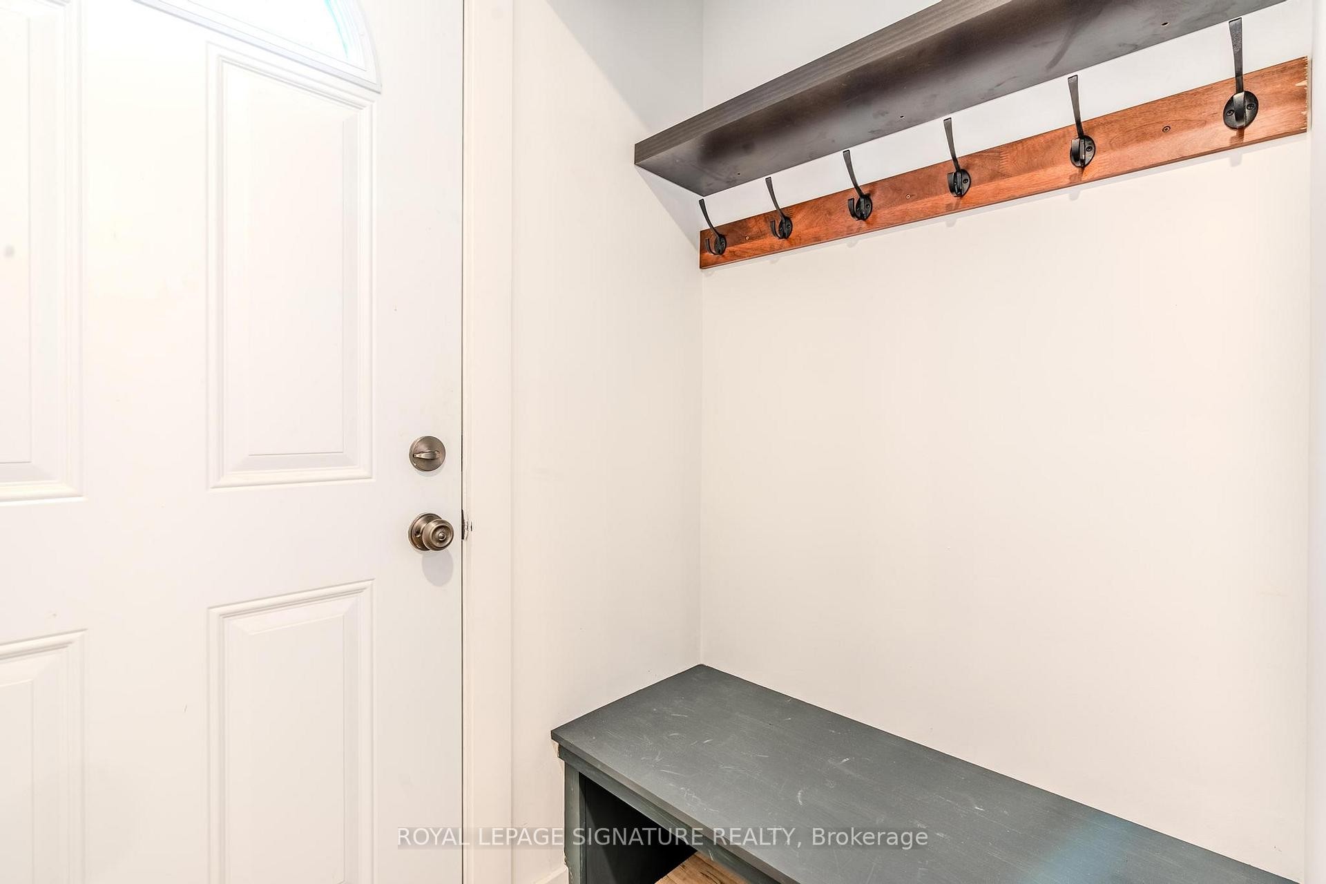 Main-41 Windsor Drive, Ajax, ON - Indoor Photo Showing Other Room