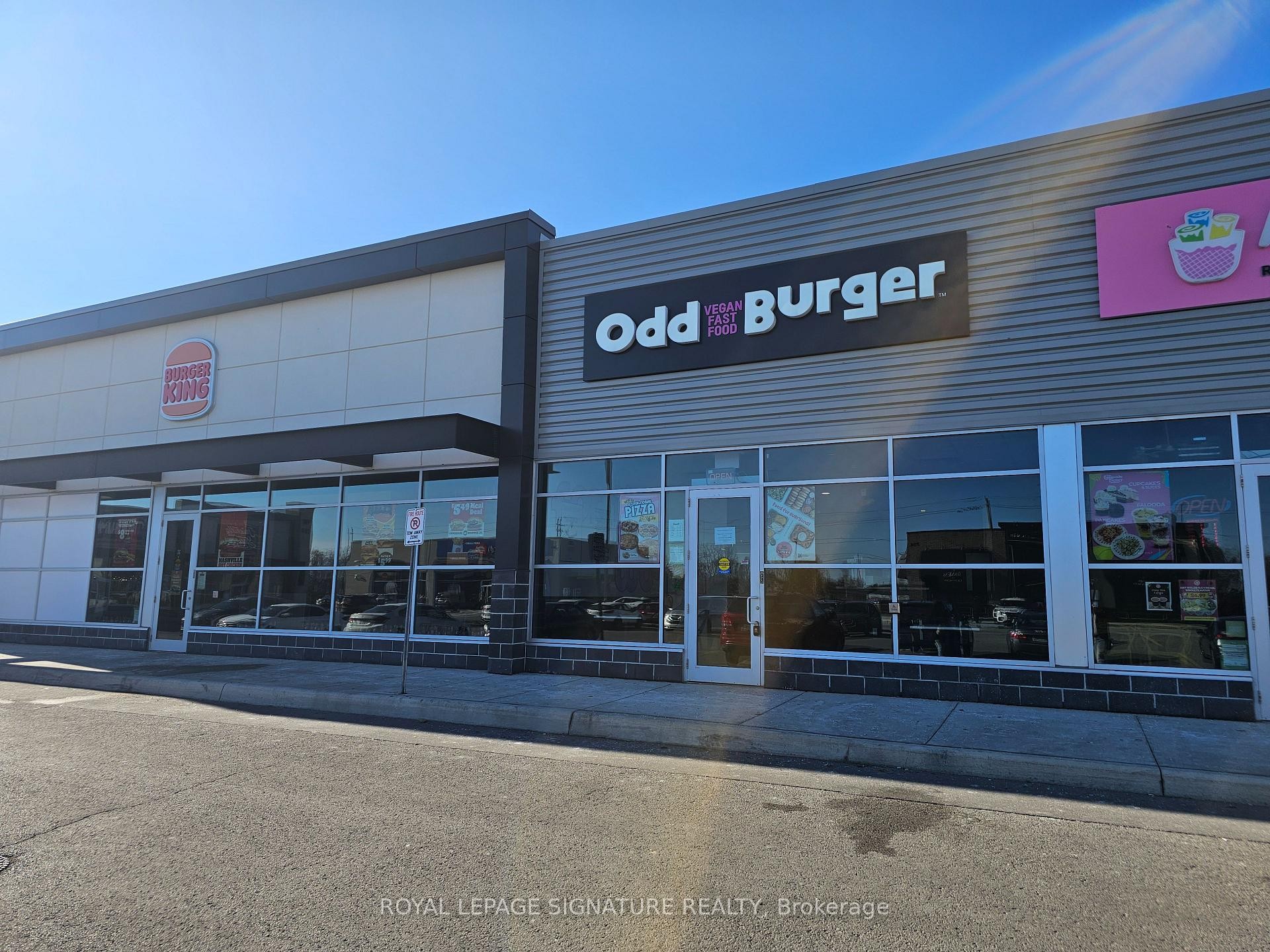 C61C-212 Ritson Road, Oshawa, ON