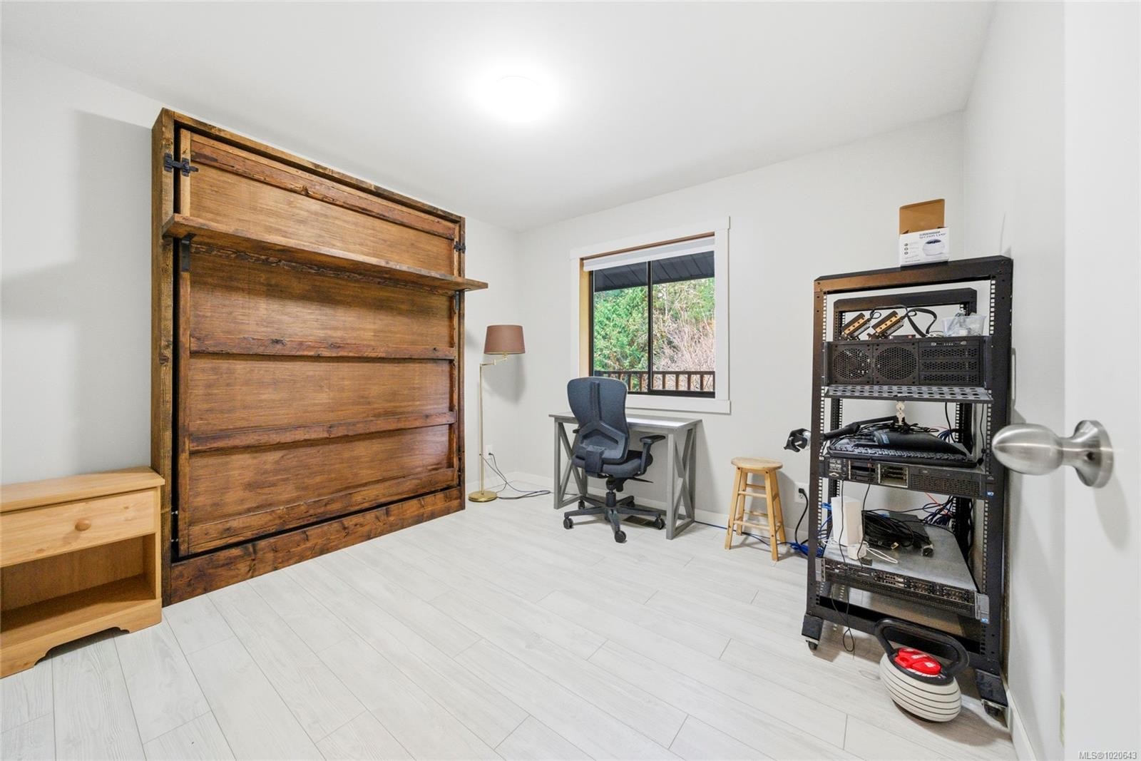 510 Voutrait Rd, Mill Bay, BC