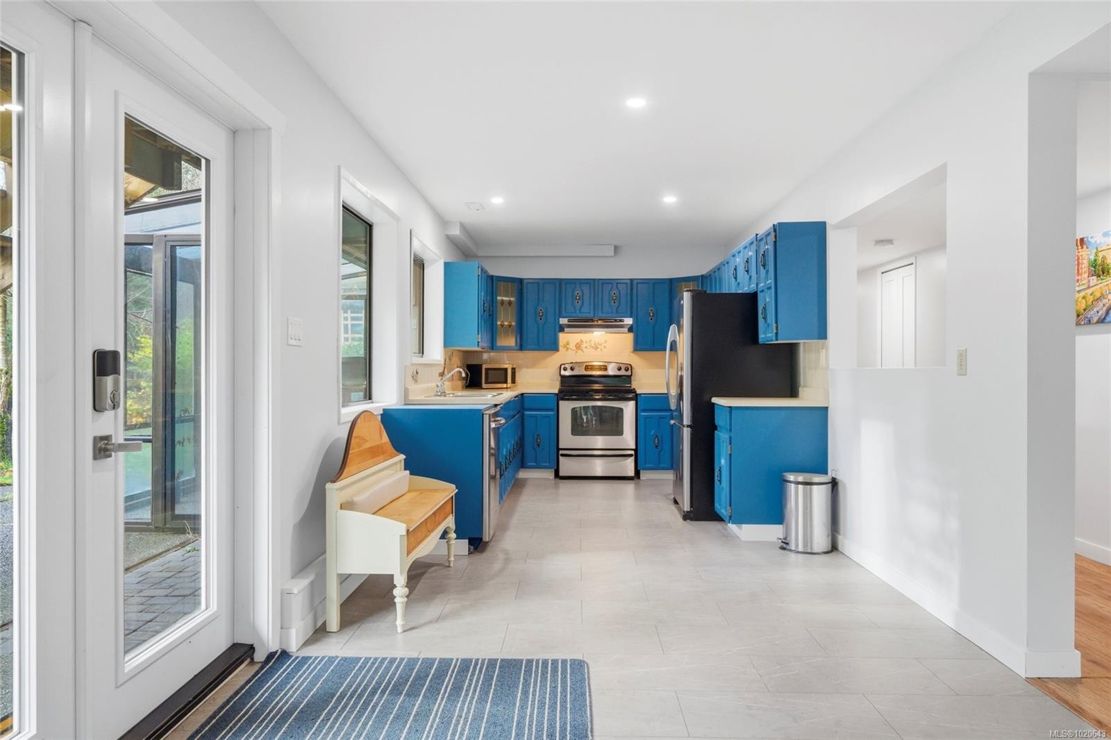 510 Voutrait Rd, Mill Bay, BC